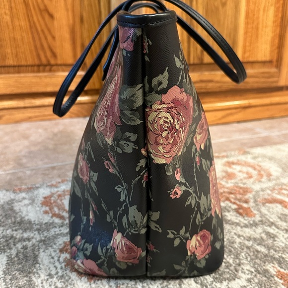 Lauren Ralph Lauren Rosebery Tote Synthetic Black Floral Print 19”x13” - Picture 3 of 9